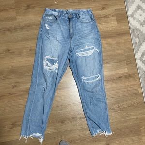 Curvy mom Jean 14 long American eagle ripped